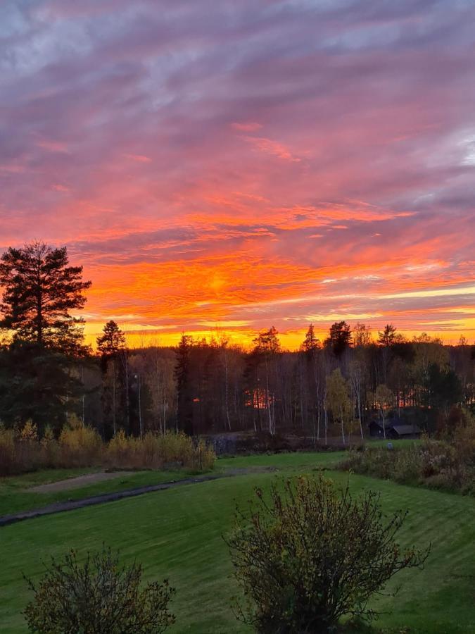 Skogsbrynet B&B, Bredsjoe Nya Herrgard Hällefors Extérieur photo