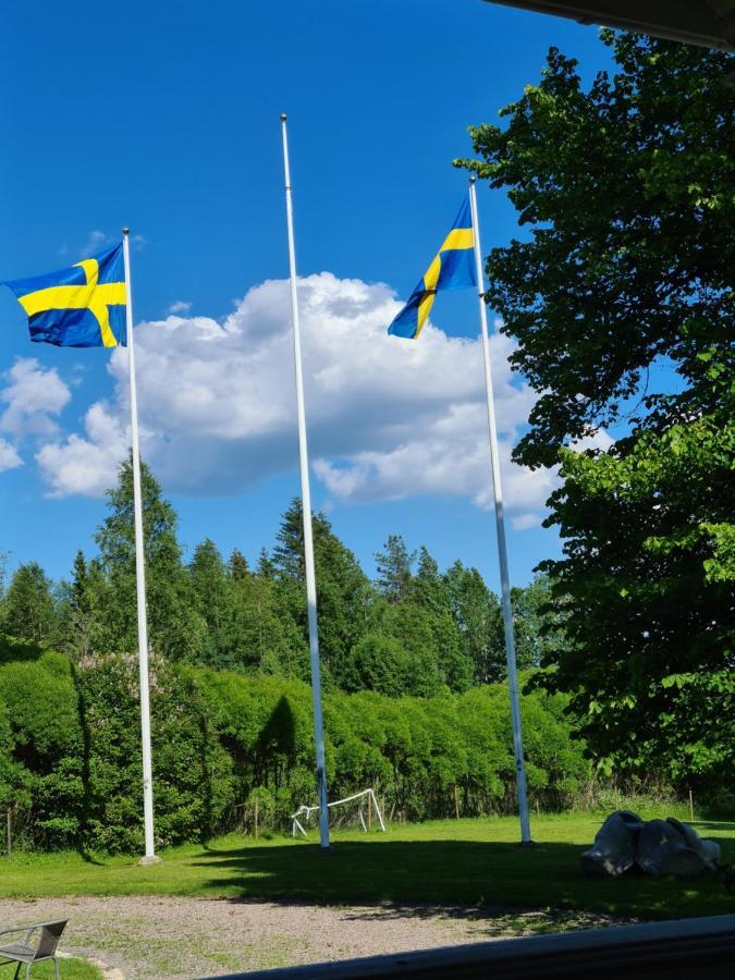 Skogsbrynet B&B, Bredsjoe Nya Herrgard Hällefors Extérieur photo